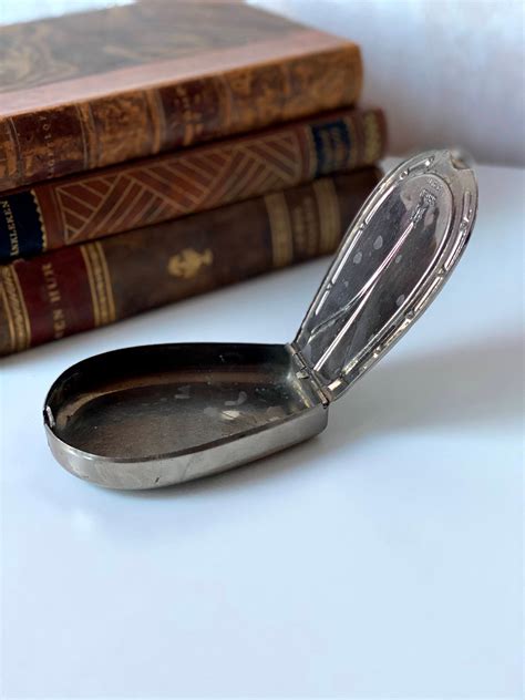 small metal snuff box|whats a snuffbox.